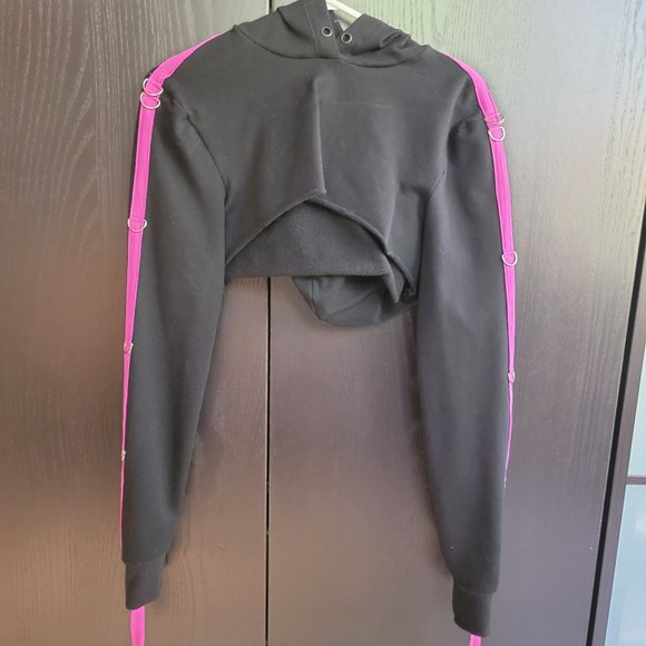 I'm Melissa and offers are welcome - Picture 2 of 6